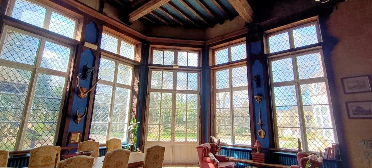 Chateau De La Grand'maison Bed & Breakfast *