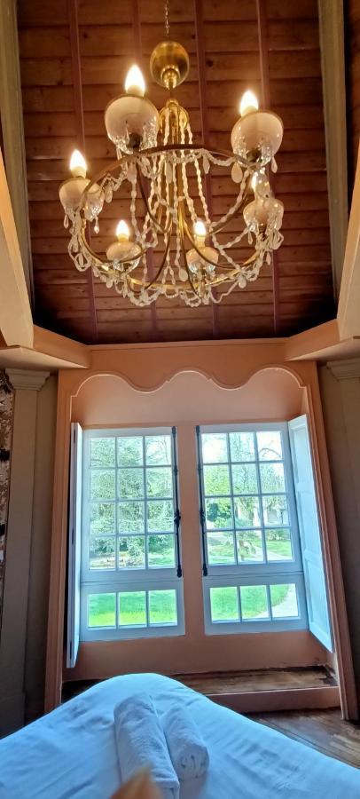 Bed & Breakfast Chateau De La Grand'maison *