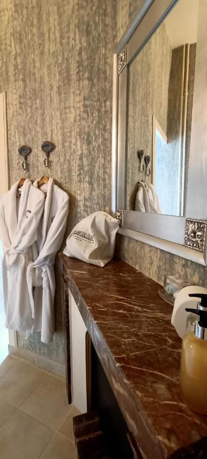 Bed & Breakfast Chateau De La Grand'maison *